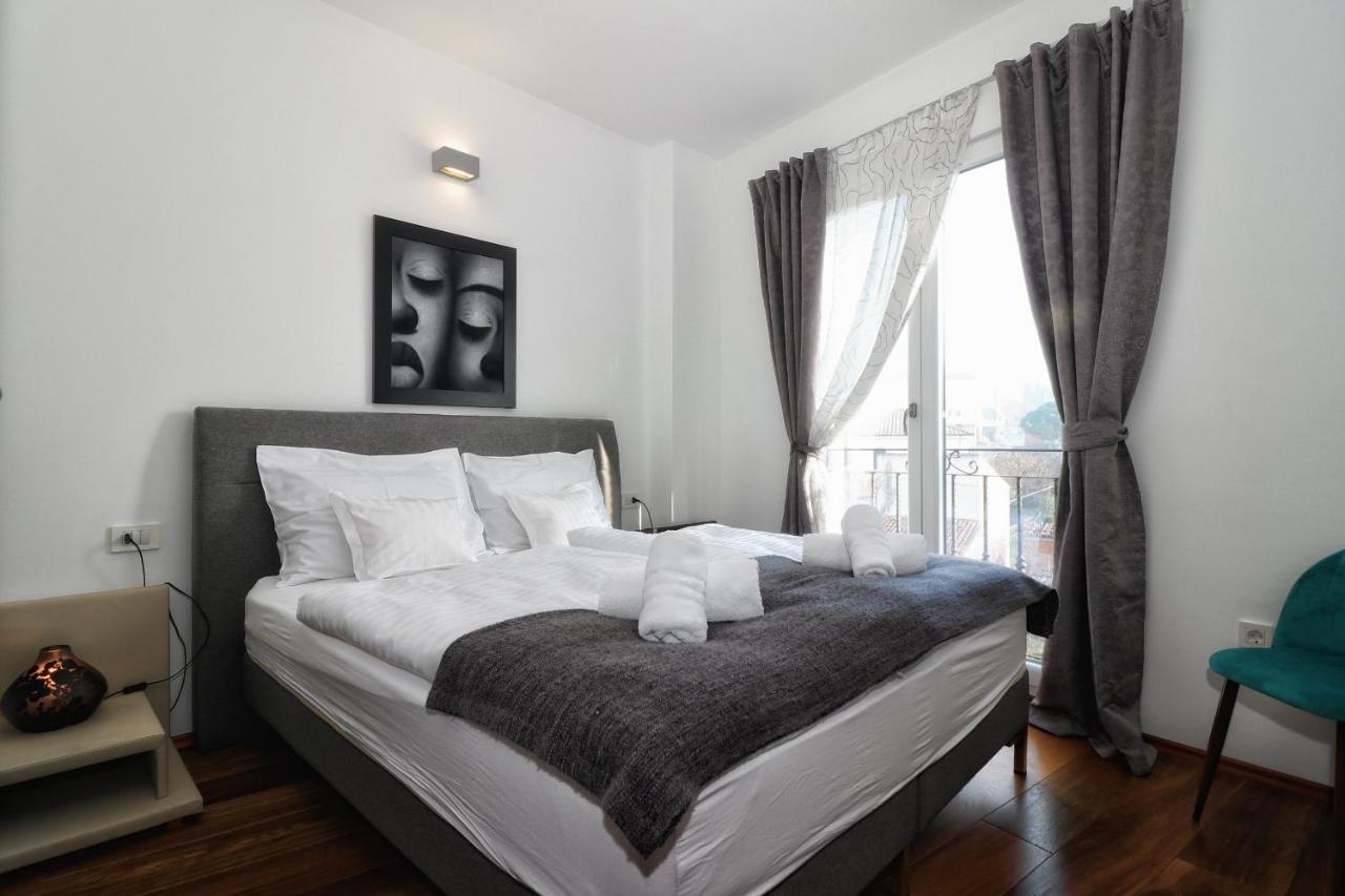 Kseni Accommodation โรวีน ภายนอก รูปภาพ