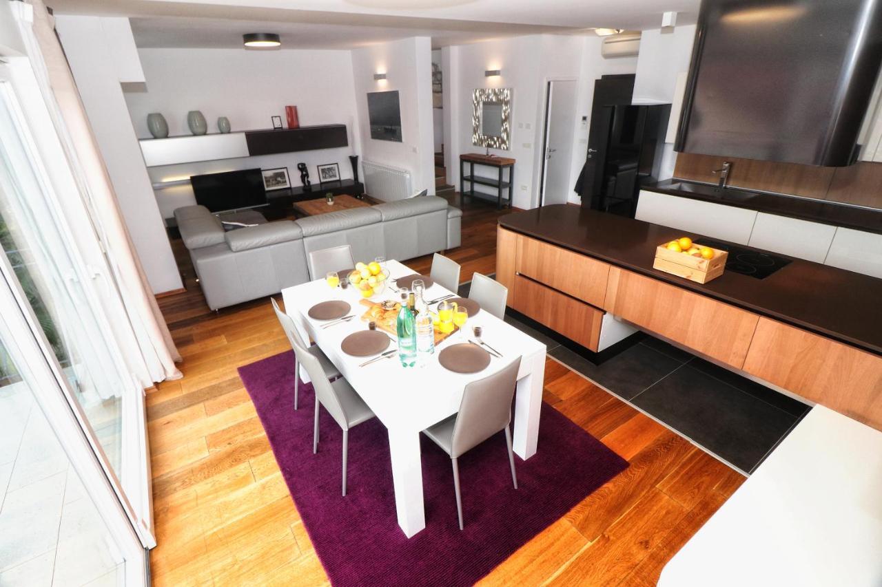 Kseni Accommodation โรวีน ภายนอก รูปภาพ